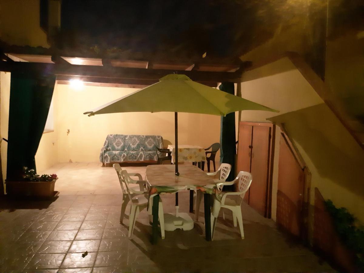 Affittacamere Da Antonella Posada  Exterior foto